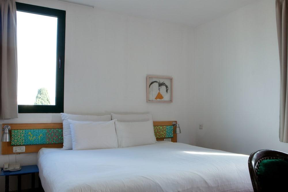 Master Mazeh Hotel Tel Aviv Buitenkant foto