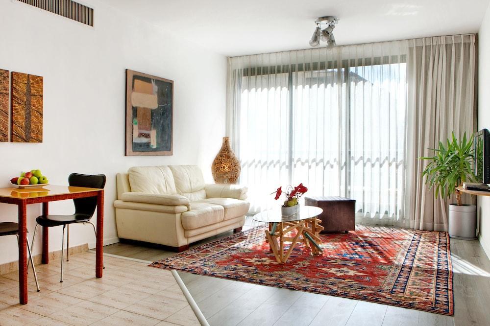 Master Mazeh Hotel Tel Aviv Buitenkant foto